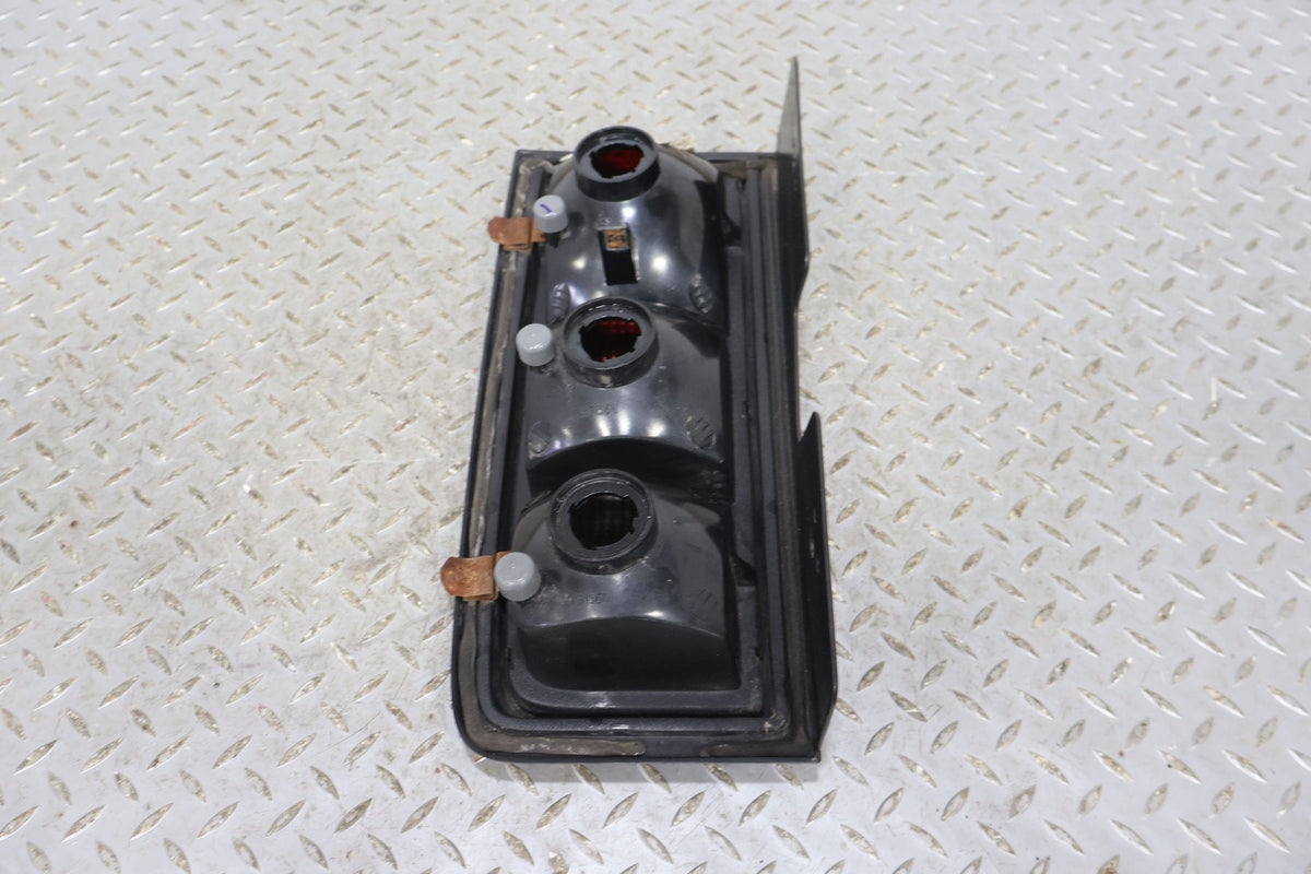 2006 Hummer H2- Right Tail Light