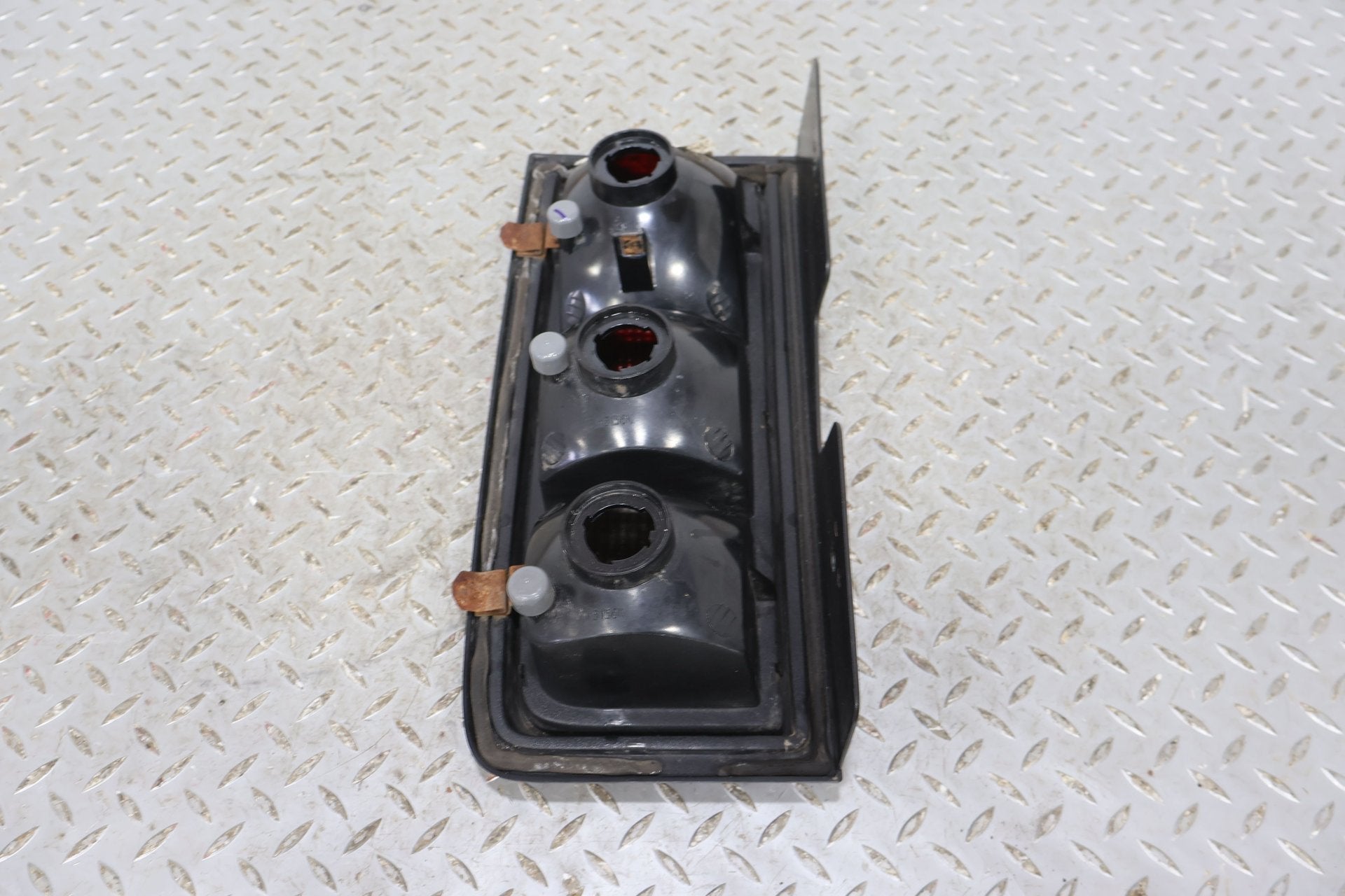 2006 Hummer H2- Right Tail Light