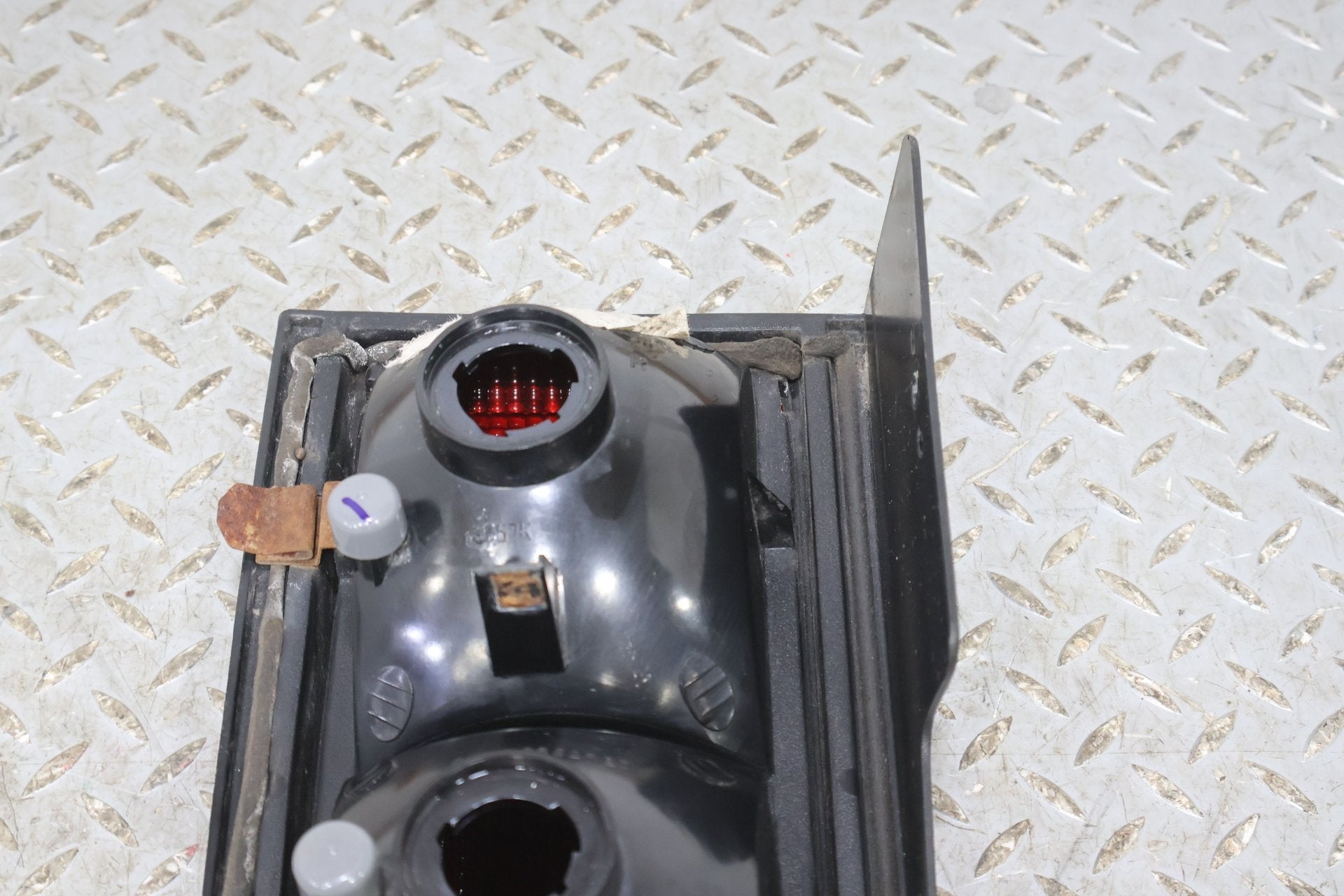 2006 Hummer H2- Right Tail Light