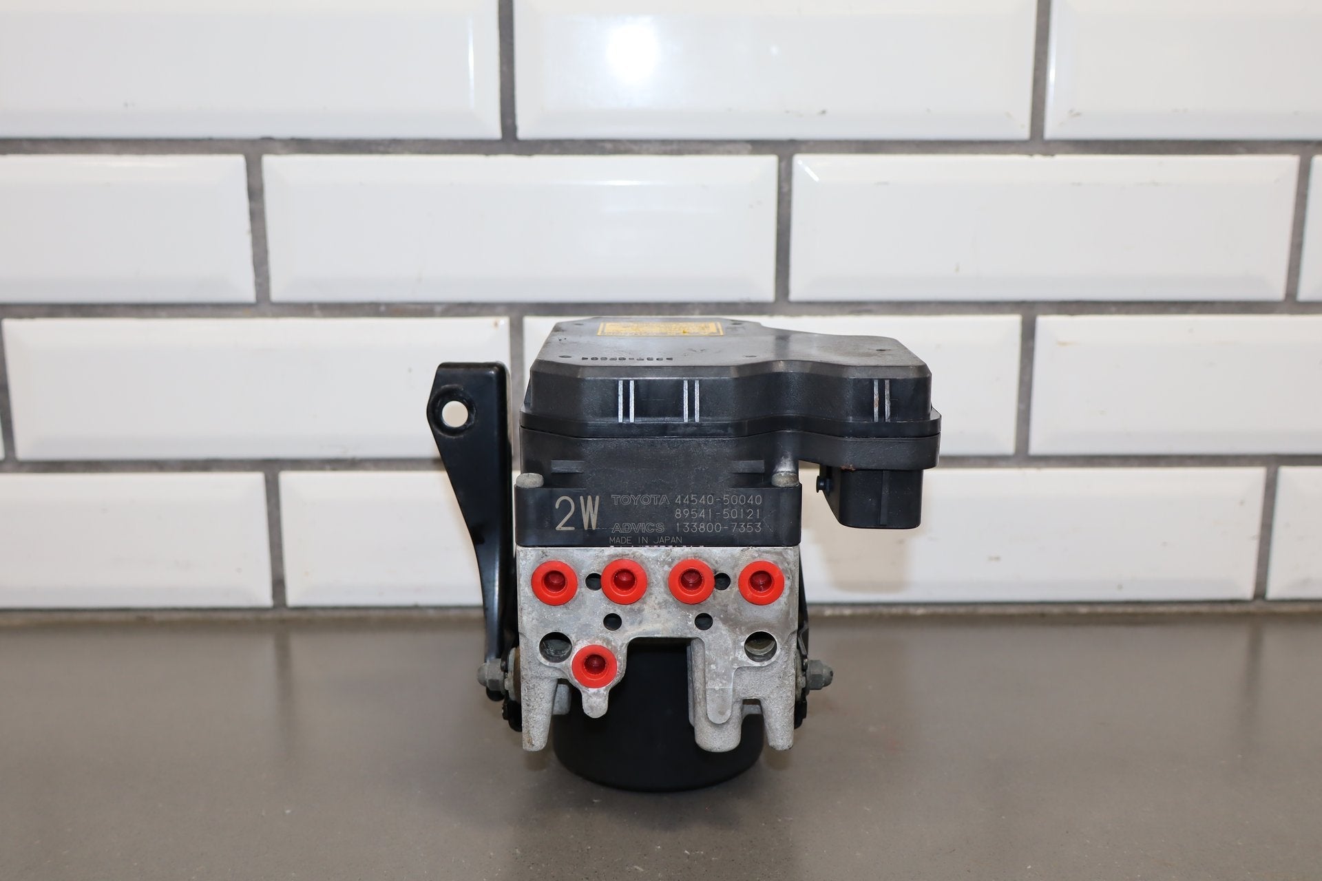 2006 Lexus LS430 ABS Brake Unit OEM