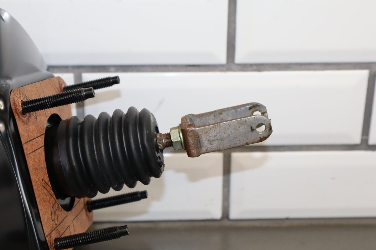 2006 Lexus LS430 Brake Booster OEM