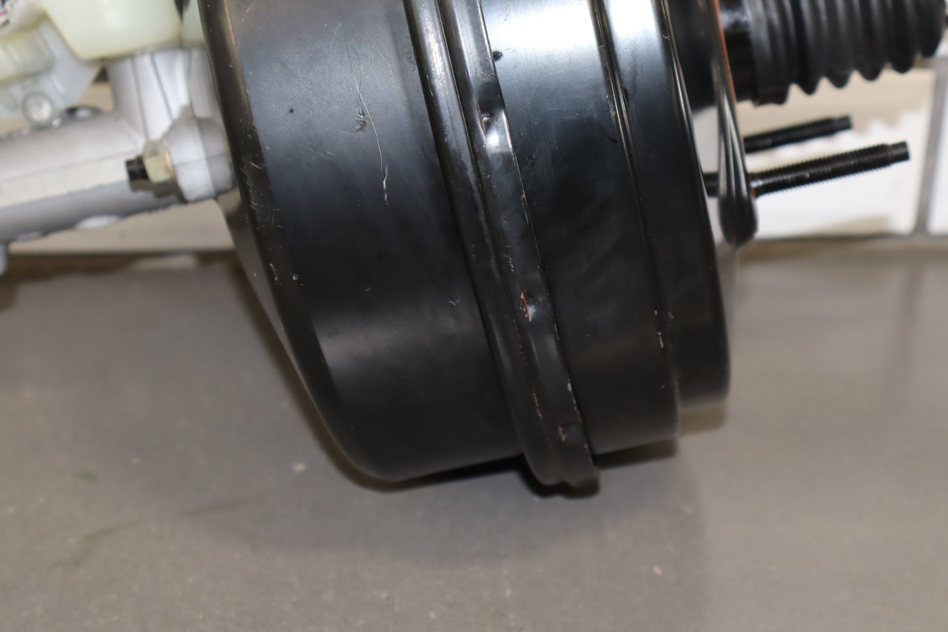 2006 Lexus LS430 Brake Booster OEM