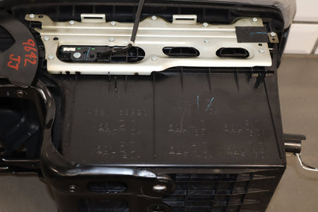 2006 Lexus LS430 Console Lid OEM