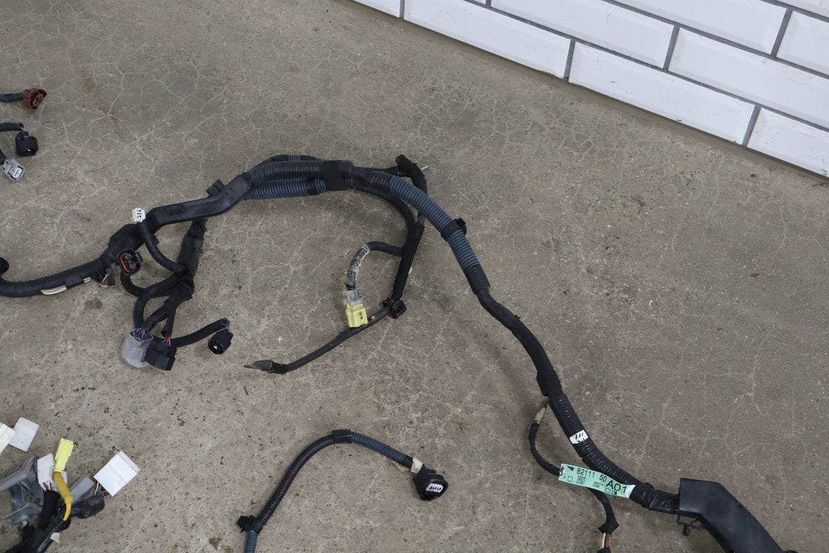2006 Lexus LS430 Engine Wiring Harness 4.3L 8211150A01 OEM