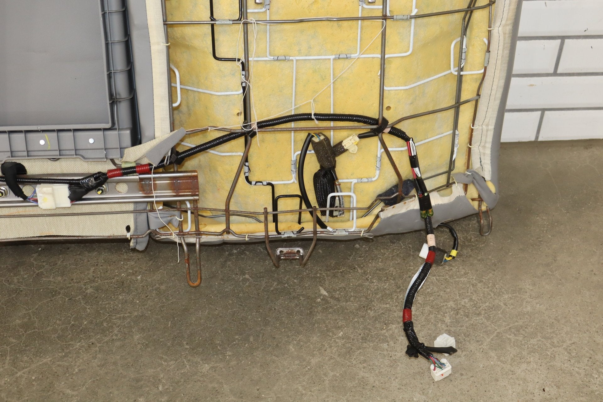 2006 Lexus LS430 F30- Rear Bench Seat Back | Ash
