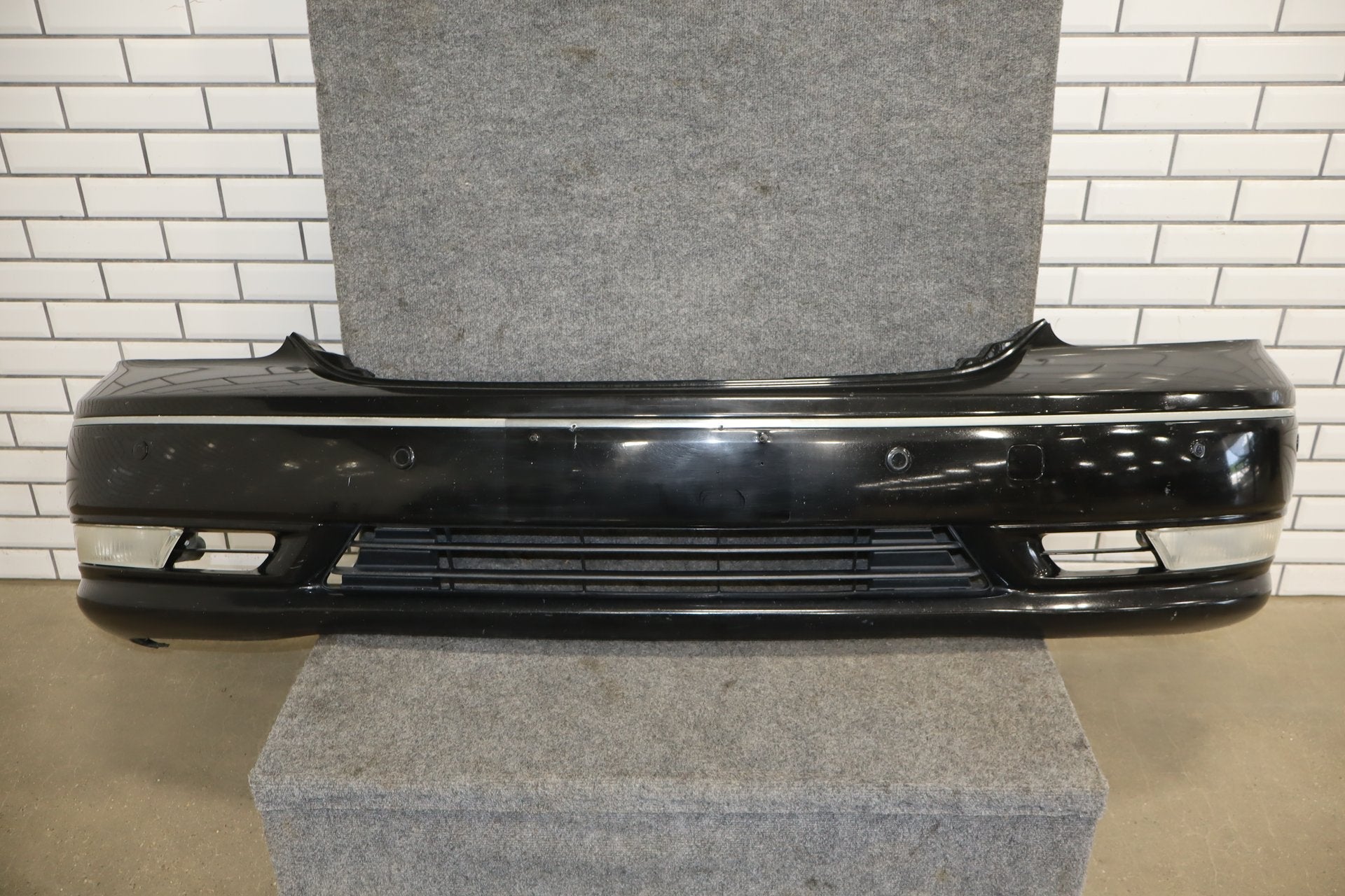 2006 Lexus LS430 Front Bumper black onyx 202