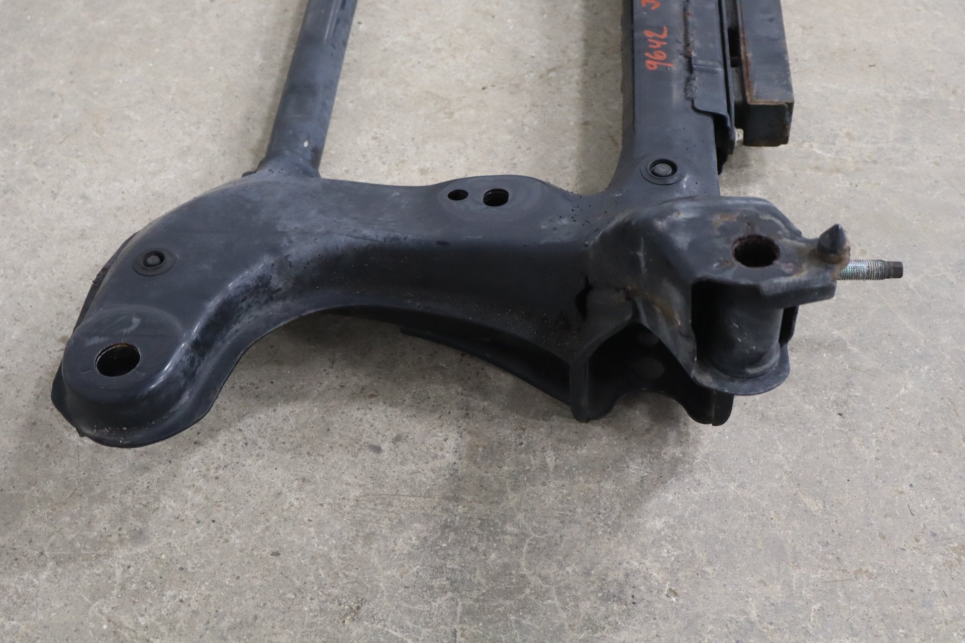 2006 Lexus LS430 Front Engine Suspension Crossmember OEM