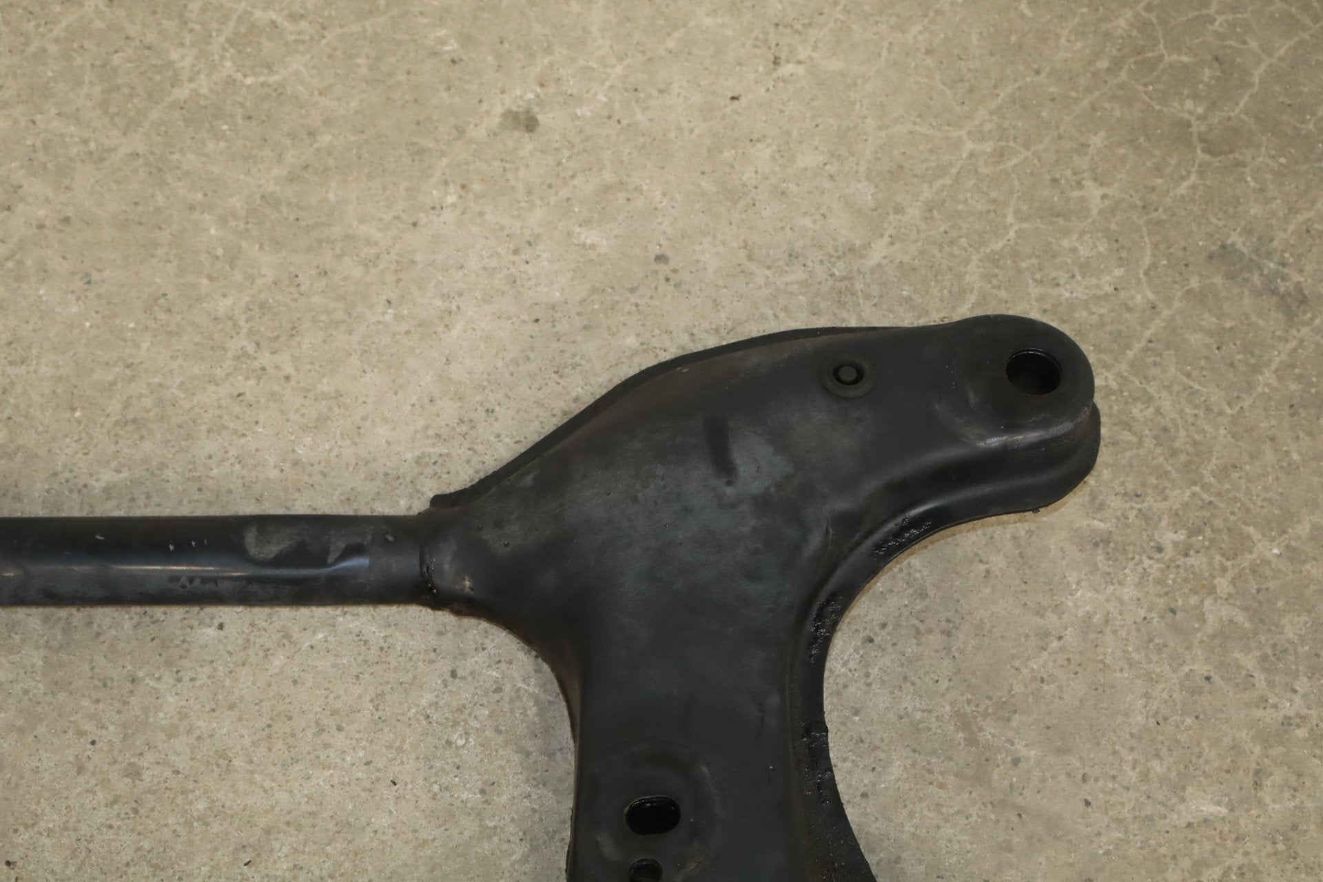 2006 Lexus LS430 Front Engine Suspension Crossmember OEM