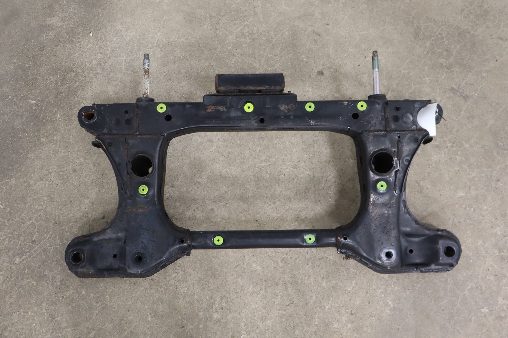 2006 Lexus LS430 Front Engine Suspension Crossmember OEM
