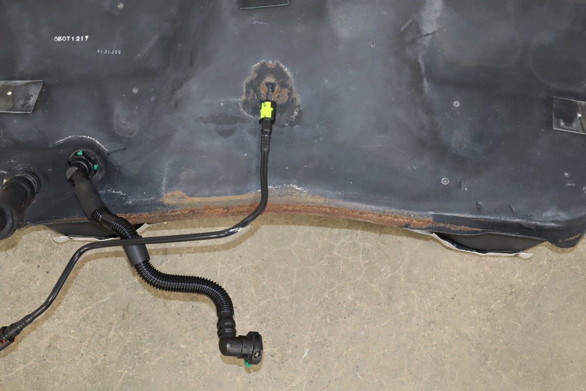 2006 Lexus LS430 Fuel Tank W/ Straps OEM