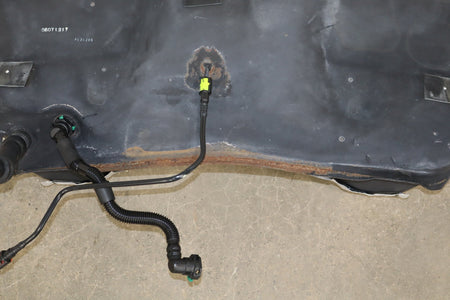 2006 Lexus LS430 Fuel Tank W/ Straps OEM