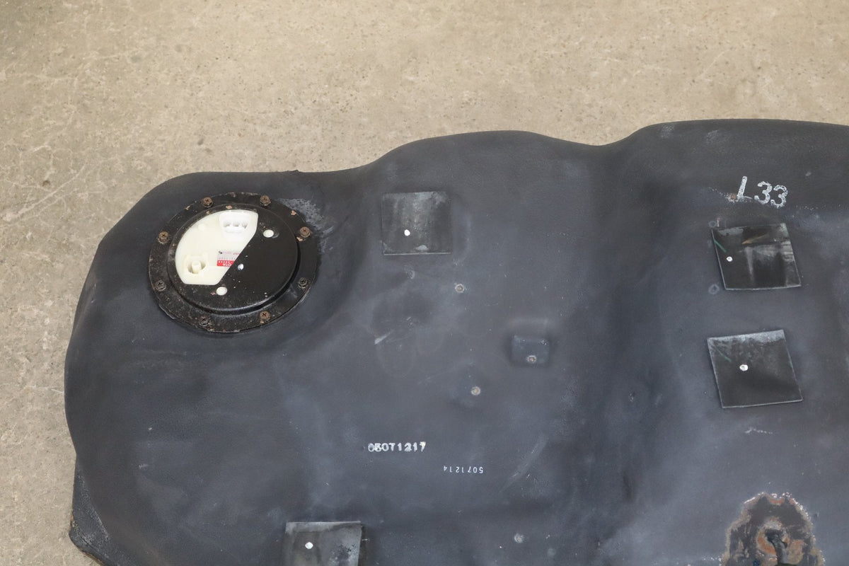 2006 Lexus LS430 Fuel Tank W/ Straps OEM