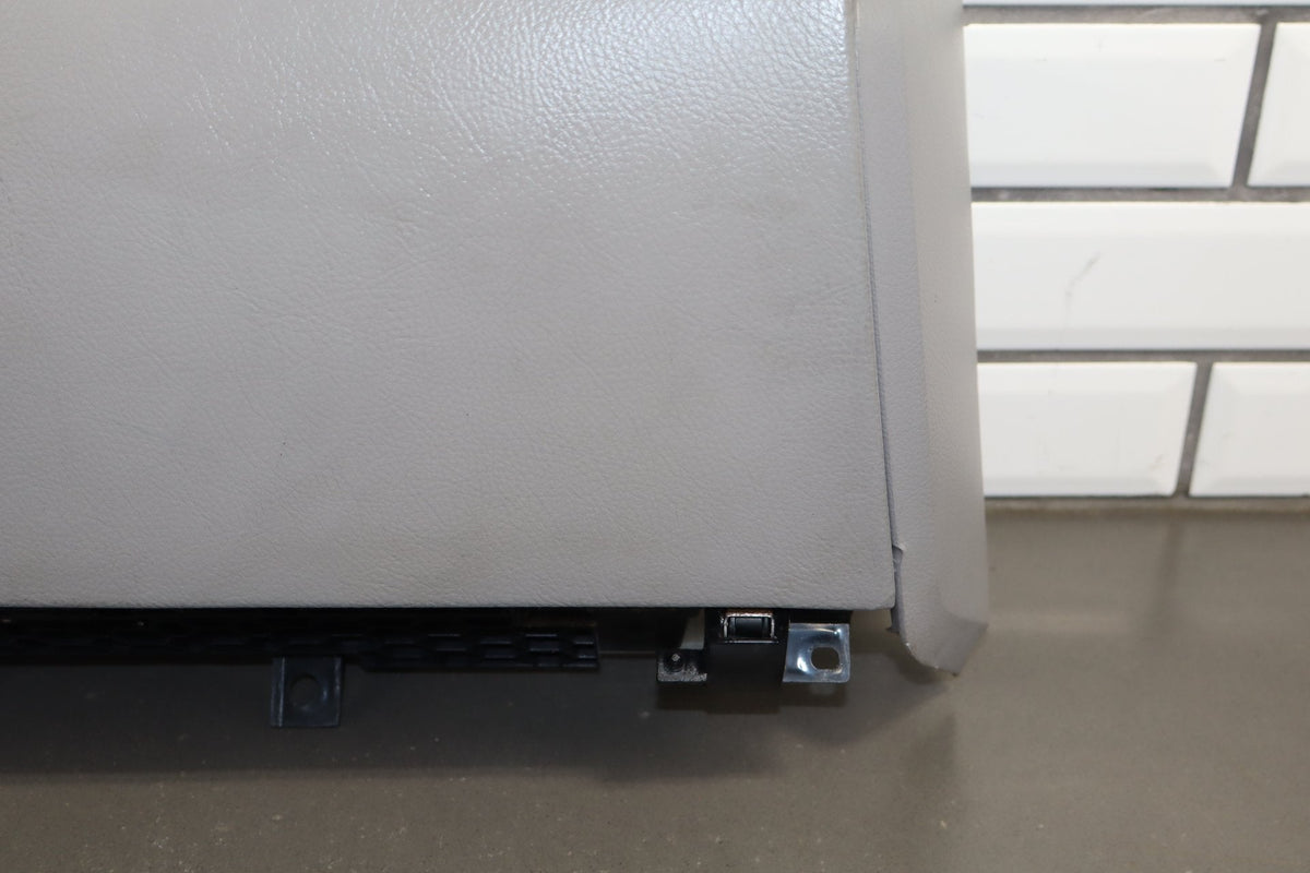 2006 Lexus LS430 Glove Box Ash 10