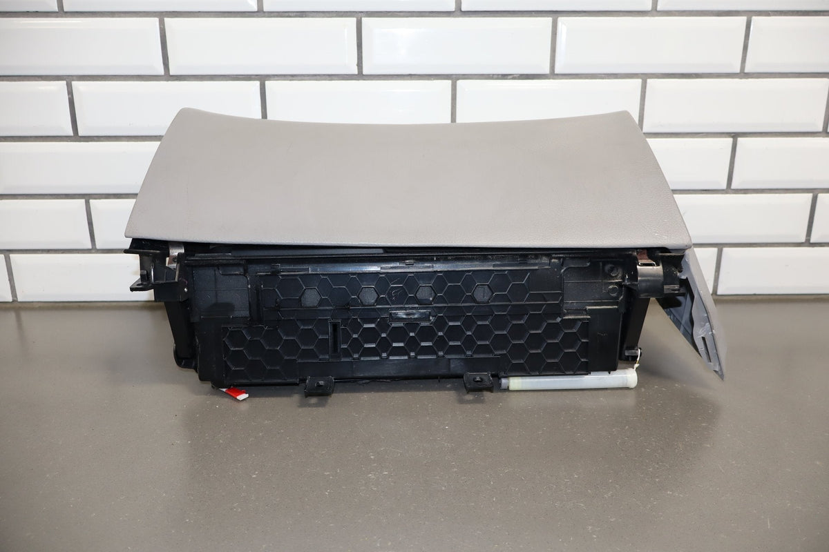 2006 Lexus LS430 Glove Box Ash 10
