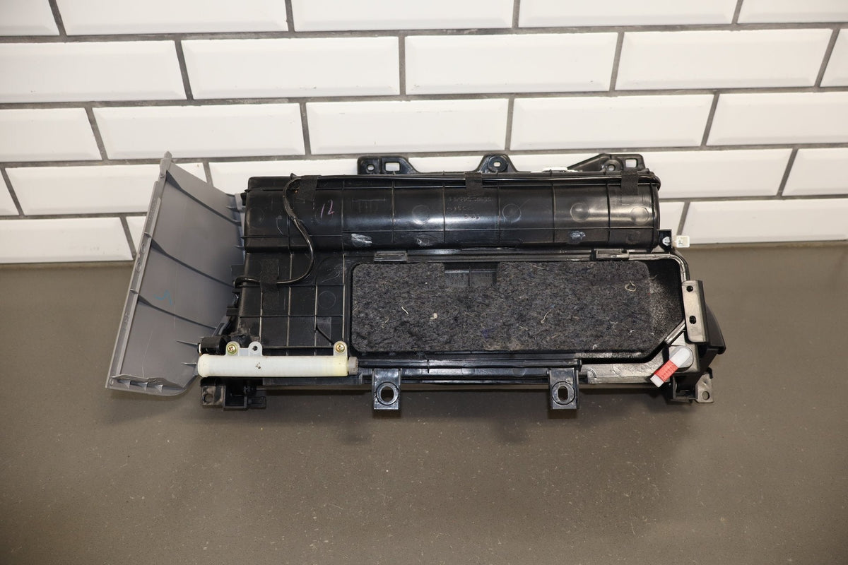 2006 Lexus LS430 Glove Box Ash 10