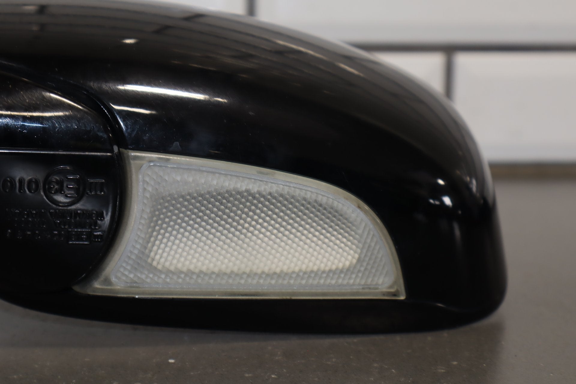 2006 Lexus LS430 Left Door Mirror black onyx 202