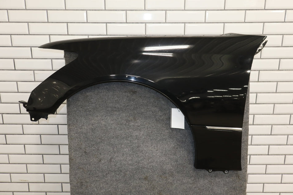 2006 Lexus LS430 Left Fender black onyx 202