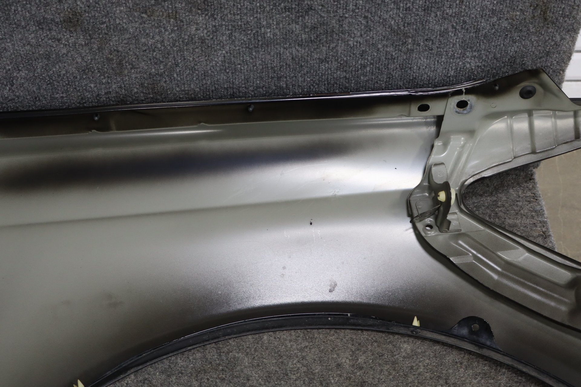 2006 Lexus LS430 Left Fender black onyx 202