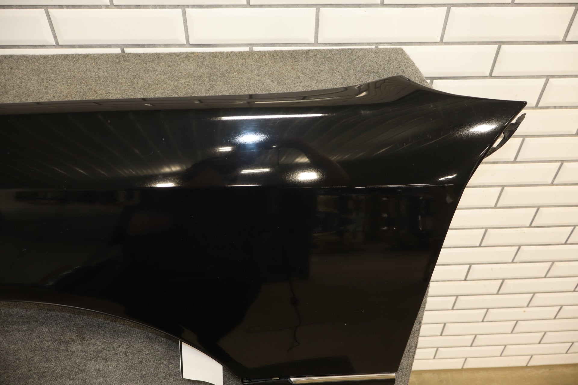 2006 Lexus LS430 Left Fender black onyx 202
