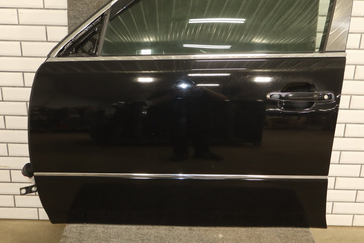 2006 Lexus LS430 Left Front Door black onyx 202
