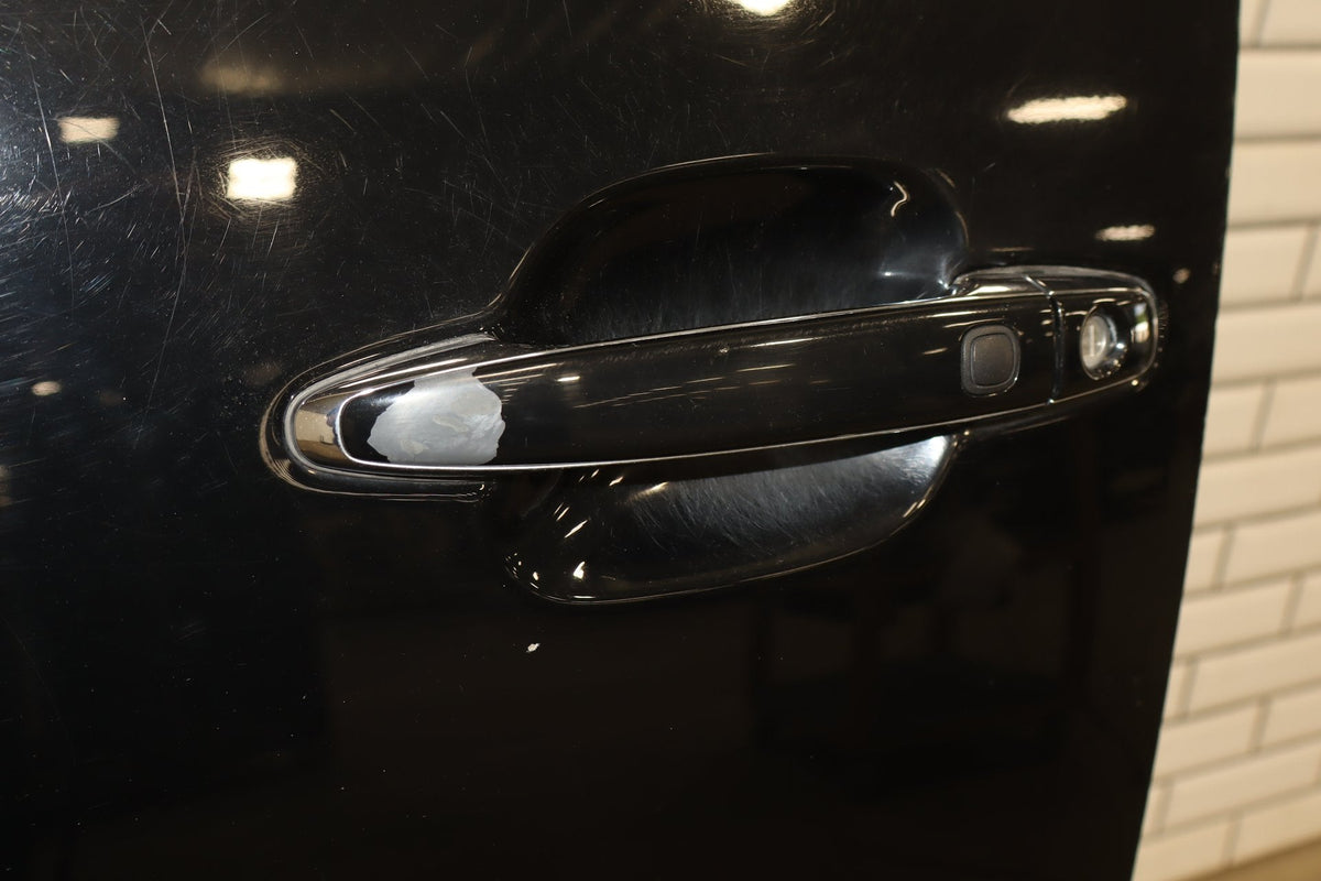 2006 Lexus LS430 Left Front Door black onyx 202