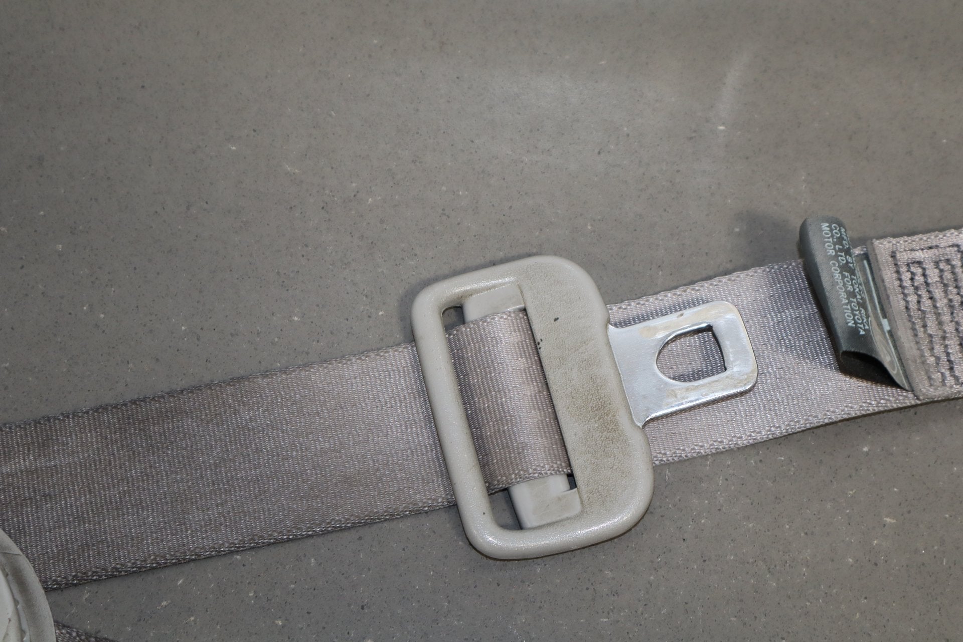 2006 Lexus LS430 Left Front Seat Belt Ash 10