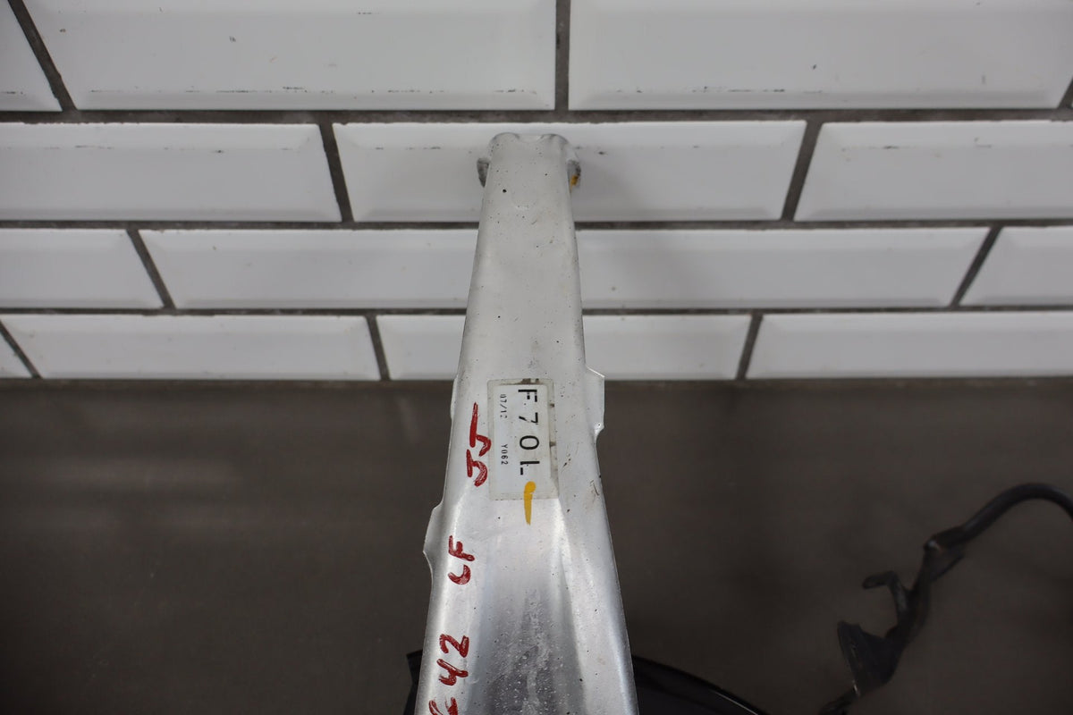 2006 Lexus LS430 Left Front Spindle