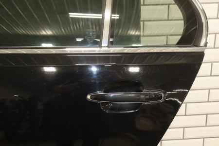 2006 Lexus LS430 Left Rear Door black onyx ( 202 )