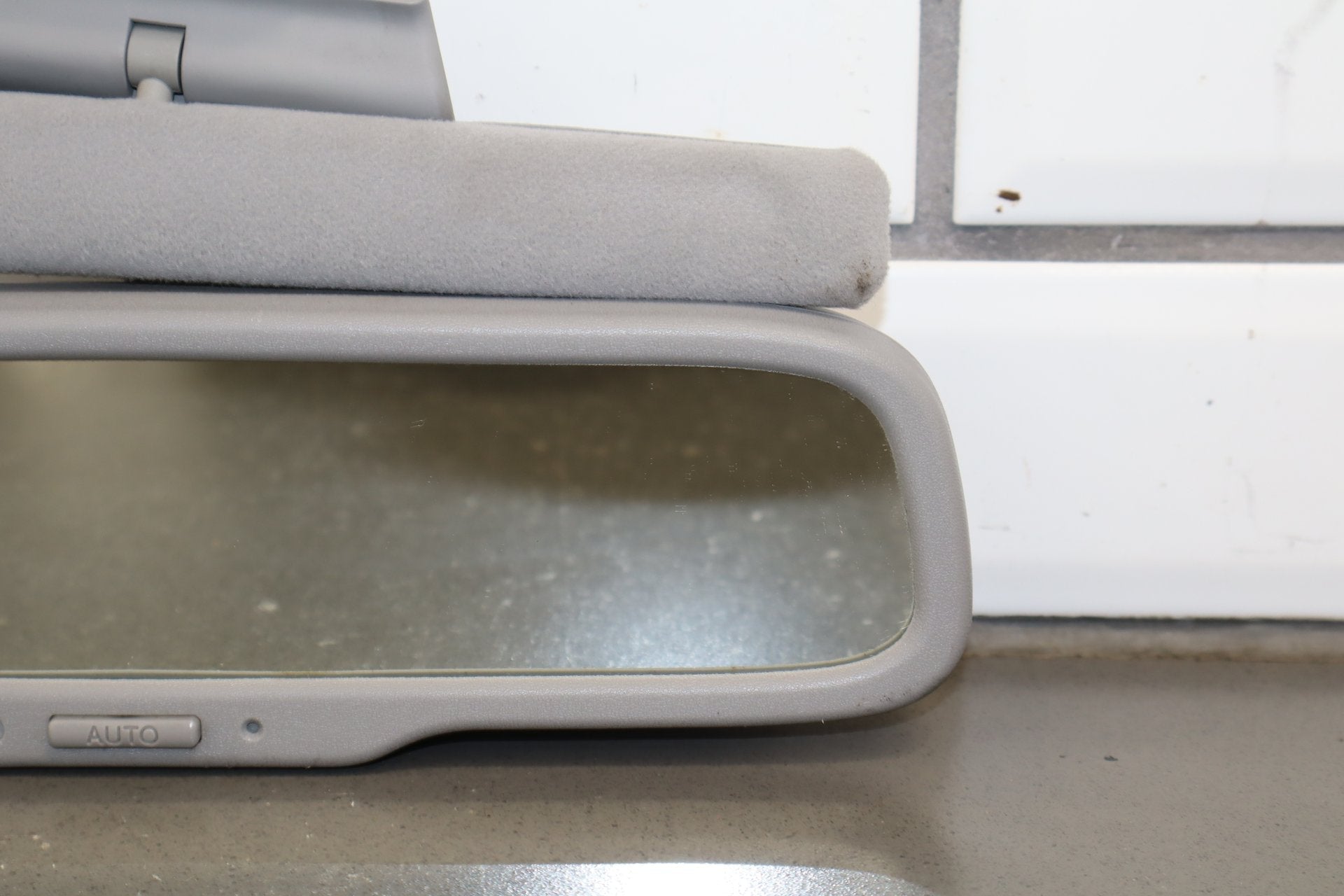 2006 Lexus LS430 Rear View Mirror