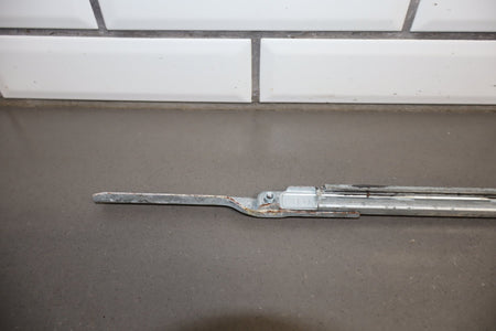 2006 Lexus LS430 Right Front Door Regulator OEM