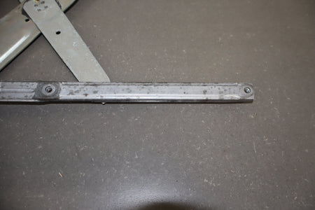 2006 Lexus LS430 Right Front Door Regulator OEM