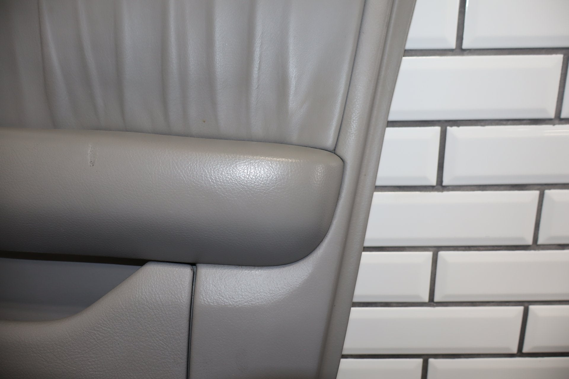 2006 Lexus LS430 Right Front Interior Trim Panel Ash 10