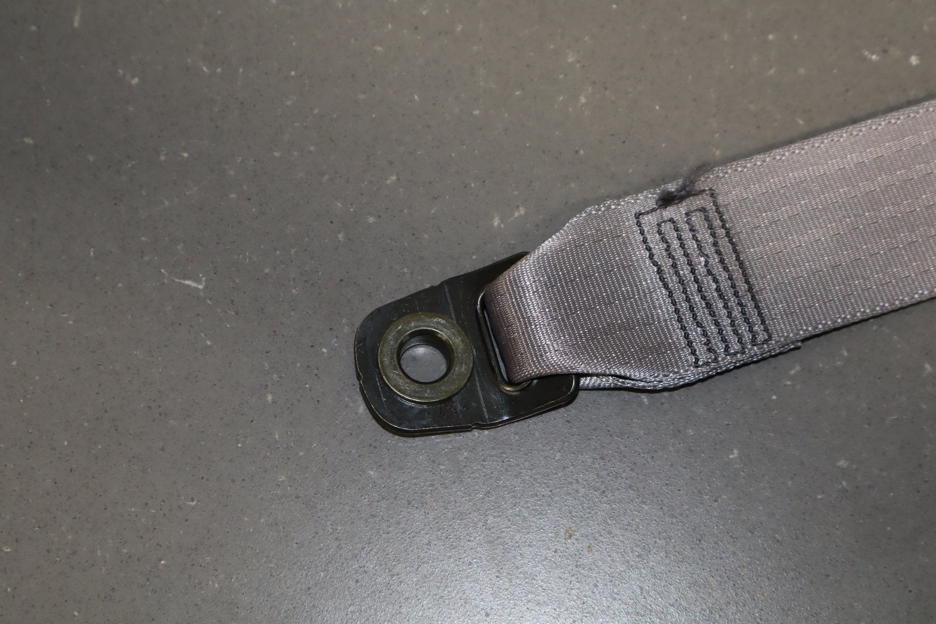 2006 Lexus LS430 Right Front Seat Belt Ash 10