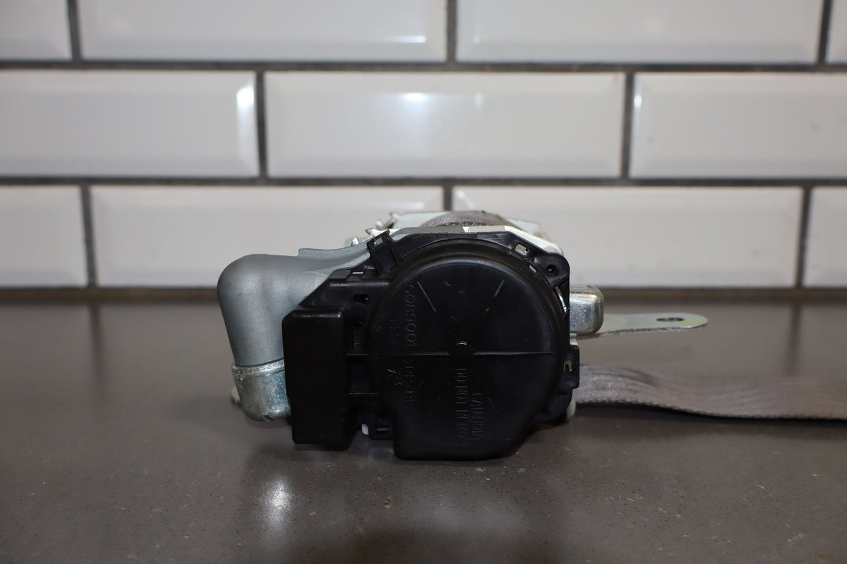 2006 Lexus LS430 Right Front Seat Belt Ash 10