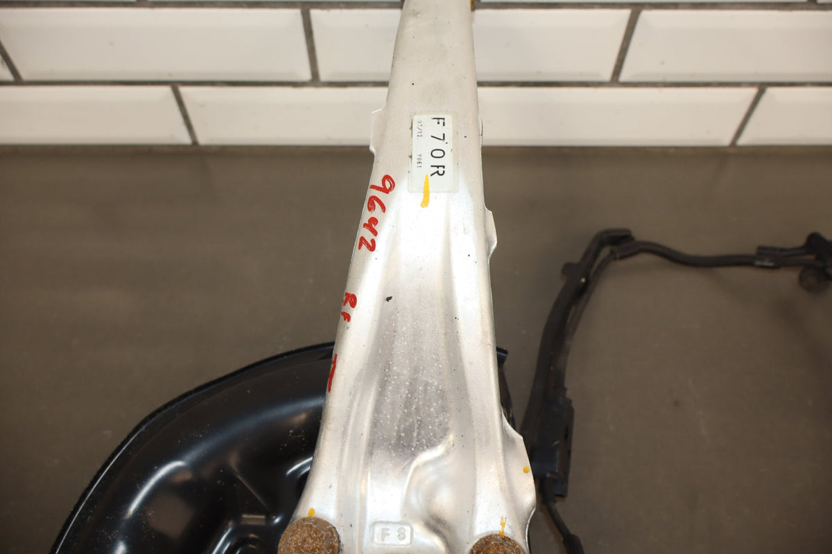 2006 Lexus LS430 Right Front Spindle