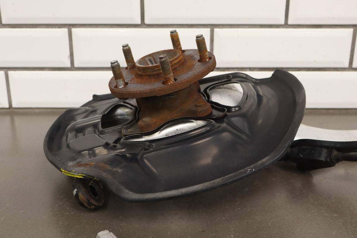 2006 Lexus LS430 Right Front Spindle
