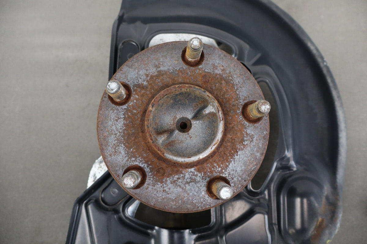 2006 Lexus LS430 Right Front Spindle