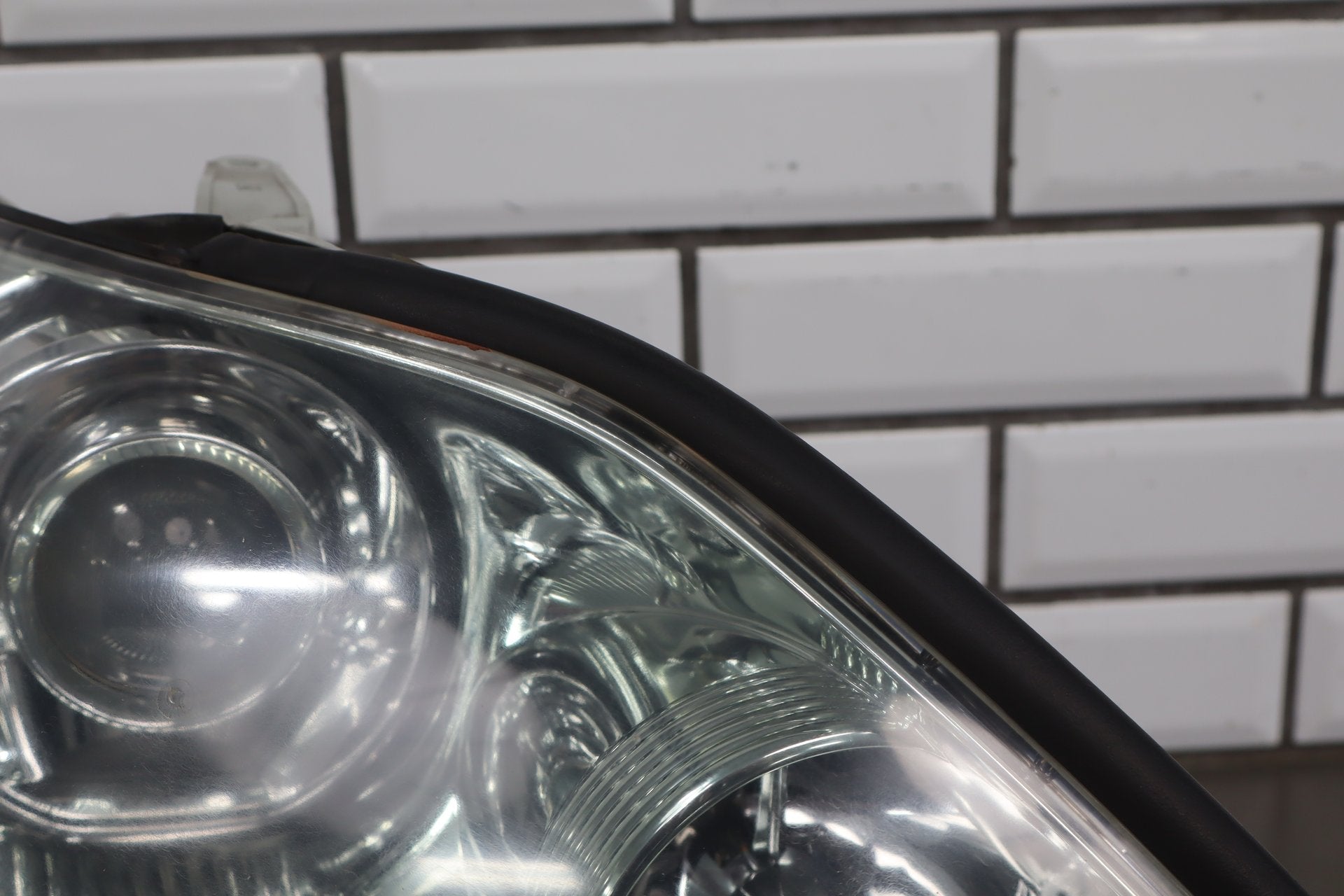 2006 Lexus LS430 Right Passenger Xenon Headlamp OEM