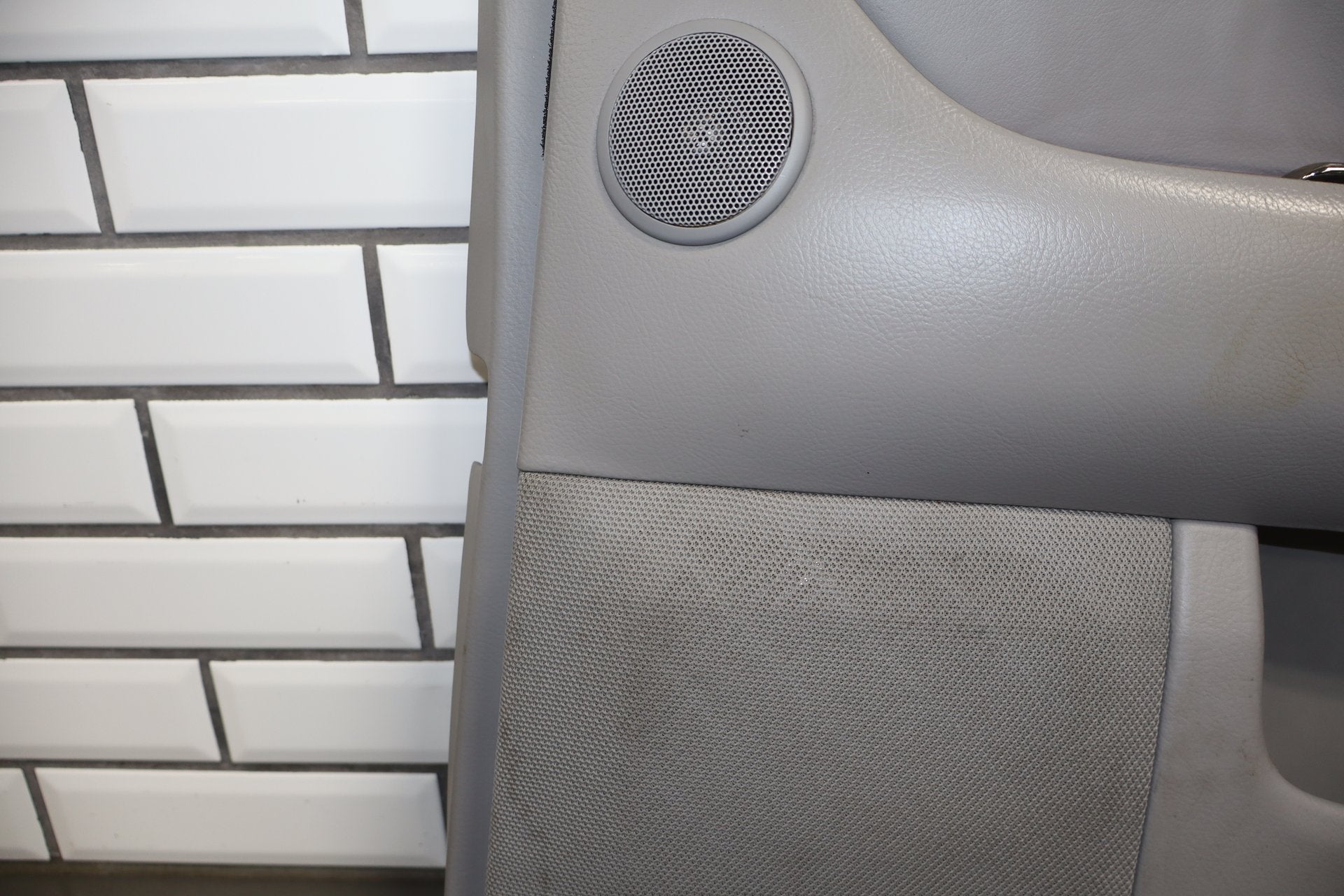 2006 Lexus LS430 Right Rear Door Panel Ash 10