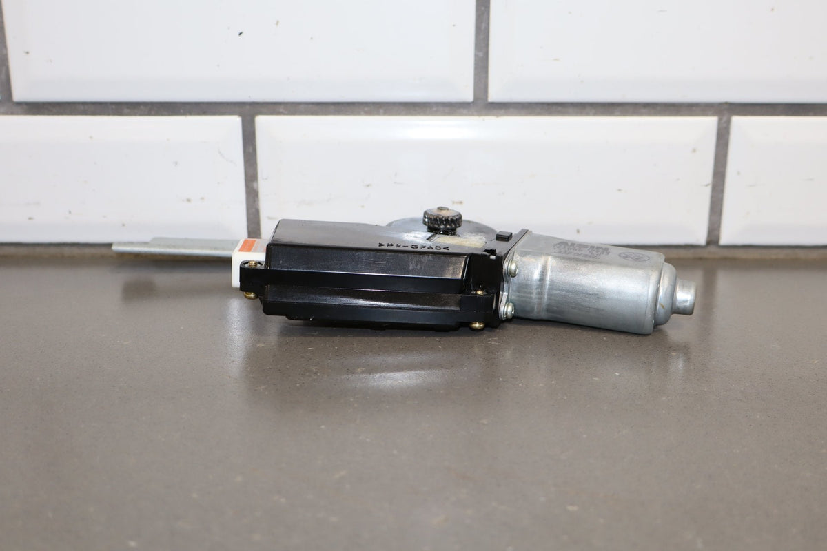 2006 Lexus LS430 Sun Roof Motor OEM