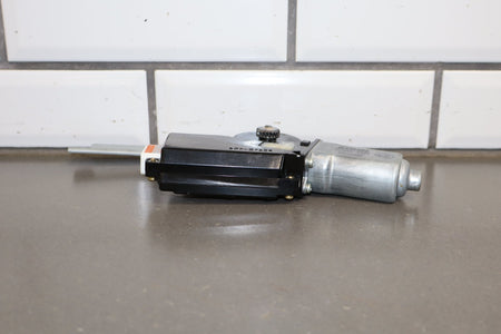 2006 Lexus LS430 Sun Roof Motor OEM