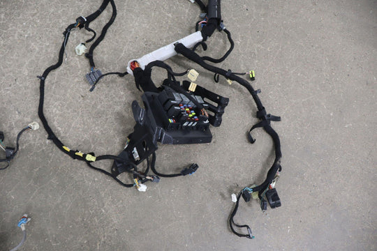 2006 Pontiac GTO Cabin Fuse Relay Junction Box W/Engine Bay Harness