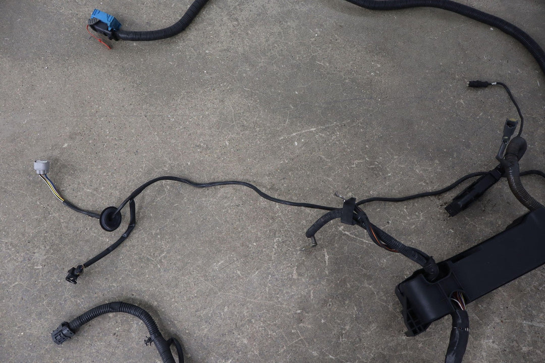 2006 Pontiac GTO Cabin Fuse Relay Junction Box W/Engine Bay Harness