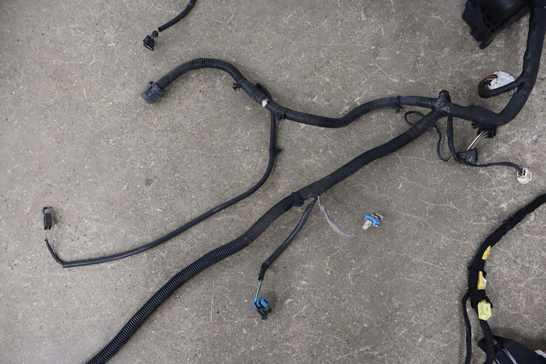 2006 Pontiac GTO Cabin Fuse Relay Junction Box W/Engine Bay Harness