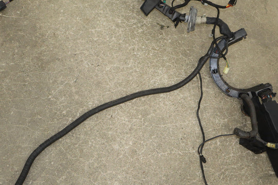 2006 Pontiac GTO Cabin Fuse Relay Junction Box W/Engine Bay Harness