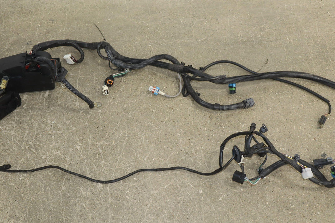 2006 Pontiac GTO Cabin Fuse Relay Junction Box W/Engine Bay Harness