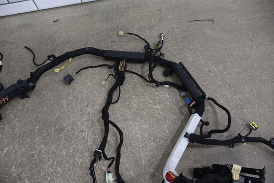 2006 Pontiac GTO Cabin Fuse Relay Junction Box W/Engine Bay Harness