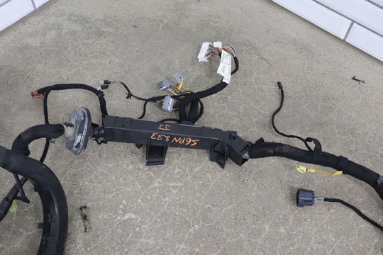 2006 Pontiac GTO Cabin Fuse Relay Junction Box W/Engine Bay Harness