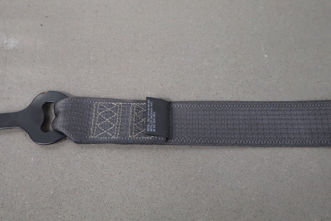 2006 Pontiac GTO Left Front Seat Belt Retractor OEM