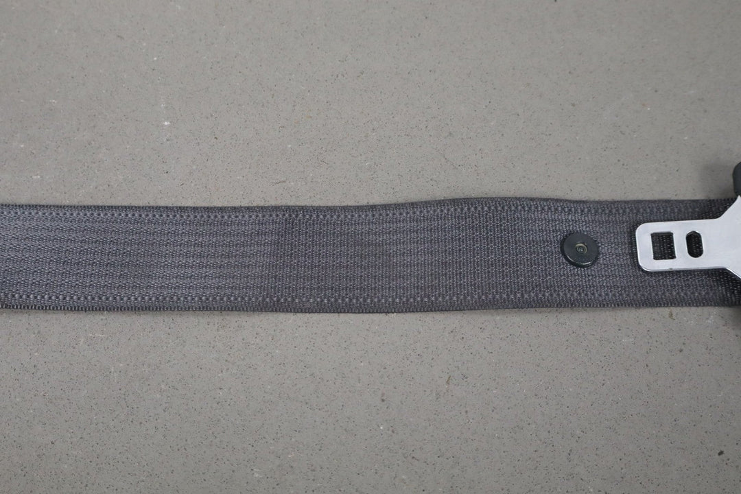 2006 Pontiac GTO Left Front Seat Belt Retractor OEM